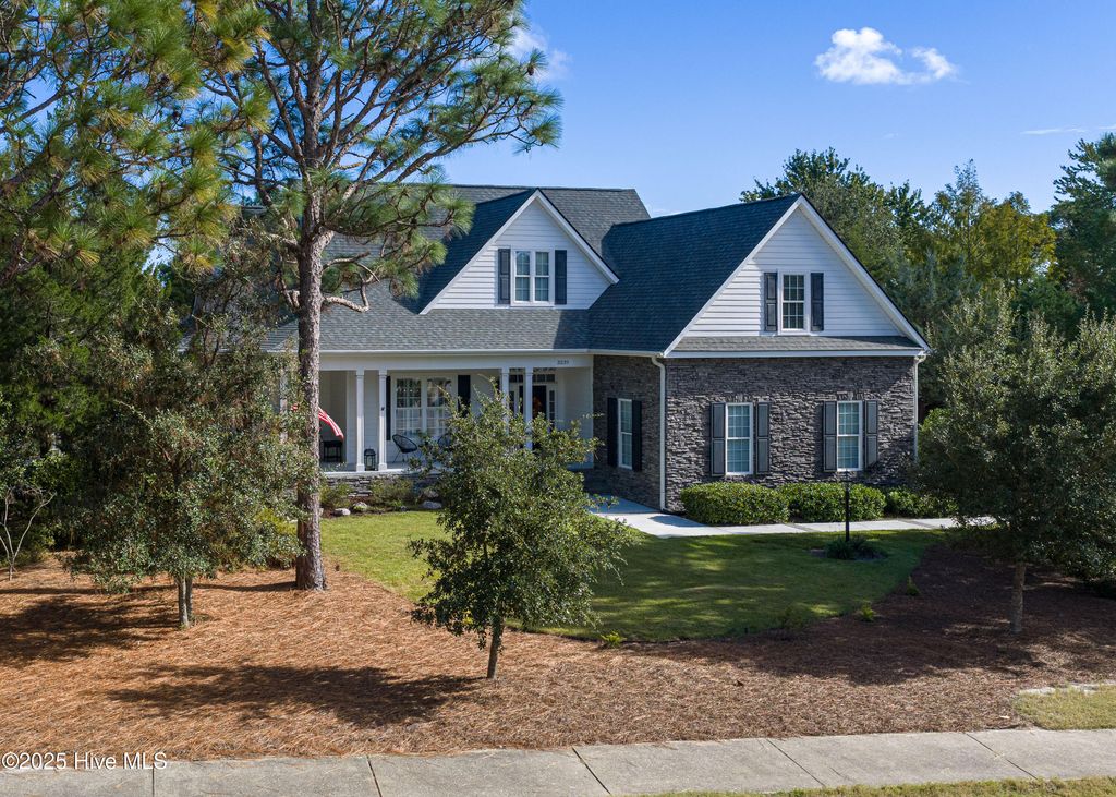 Photo of 3239 St James Drive SE, Southport, NC 28461 (MLS # 100535058)