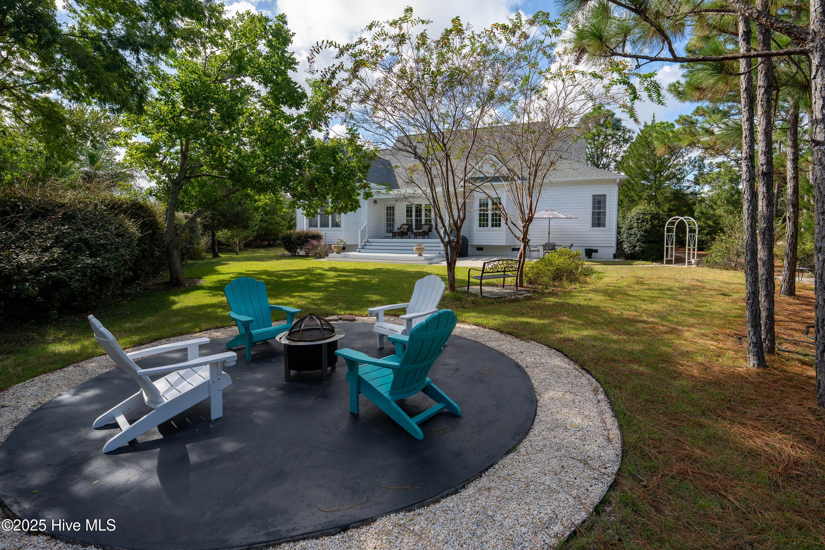 patissier1〜5 3239 S 121st St, West Allis, WI 53227 Home for Sale MLS