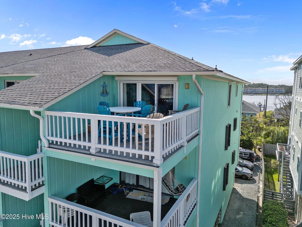 Photo of 1013 Carolina Beach Avenue N #3h, Carolina Beach, NC 28428 (MLS # 100526318)