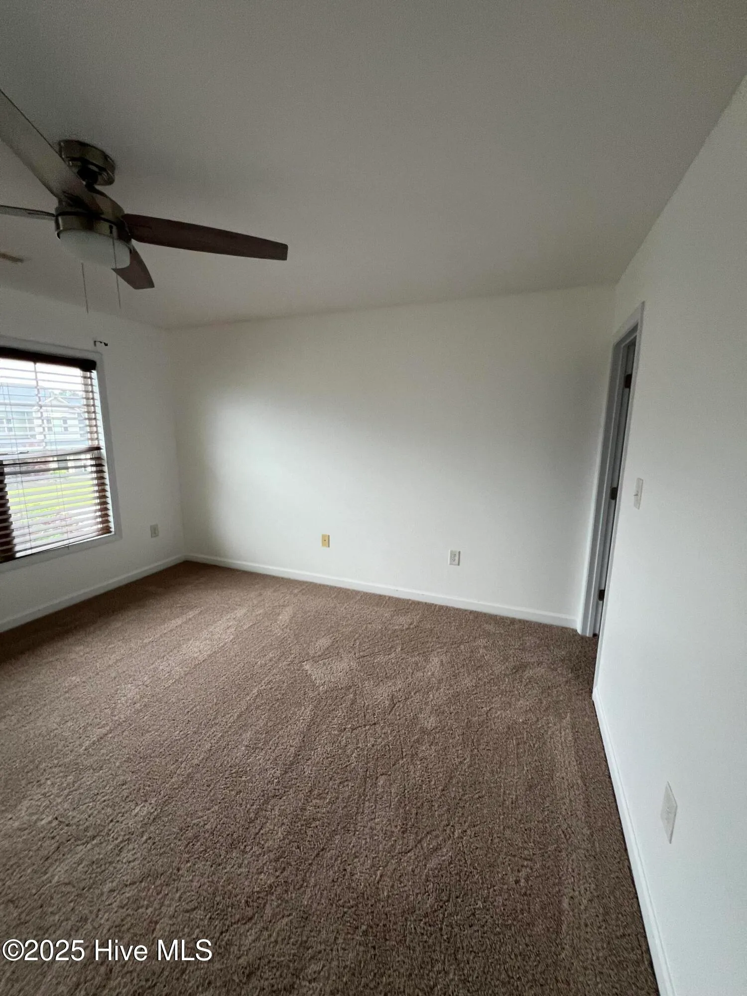 Greenville, North Carolina 27834, United States, 4 Bedrooms Bedrooms, ,3 BathroomsBathrooms,Residential,Active,111041