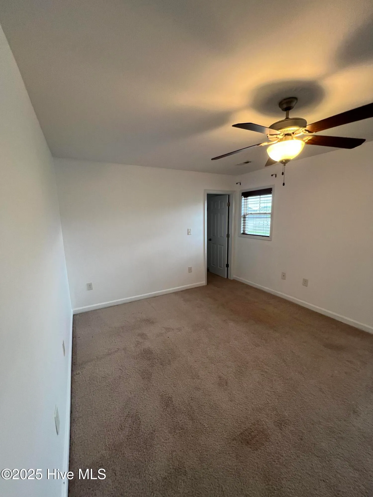 Greenville, North Carolina 27834, United States, 4 Bedrooms Bedrooms, ,3 BathroomsBathrooms,Residential,Active,111041