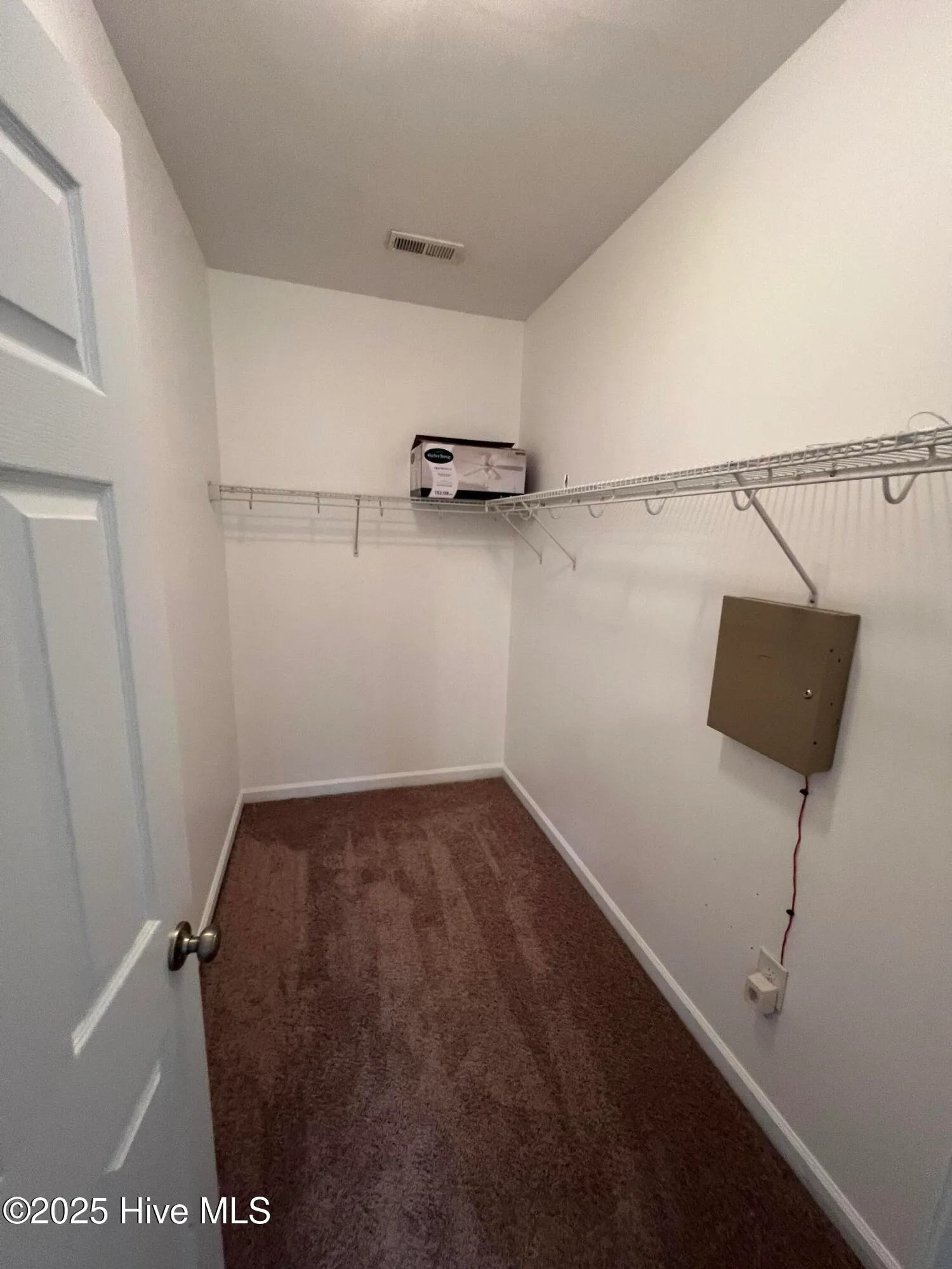 Greenville, North Carolina 27834, United States, 4 Bedrooms Bedrooms, ,3 BathroomsBathrooms,Residential,Active,111041