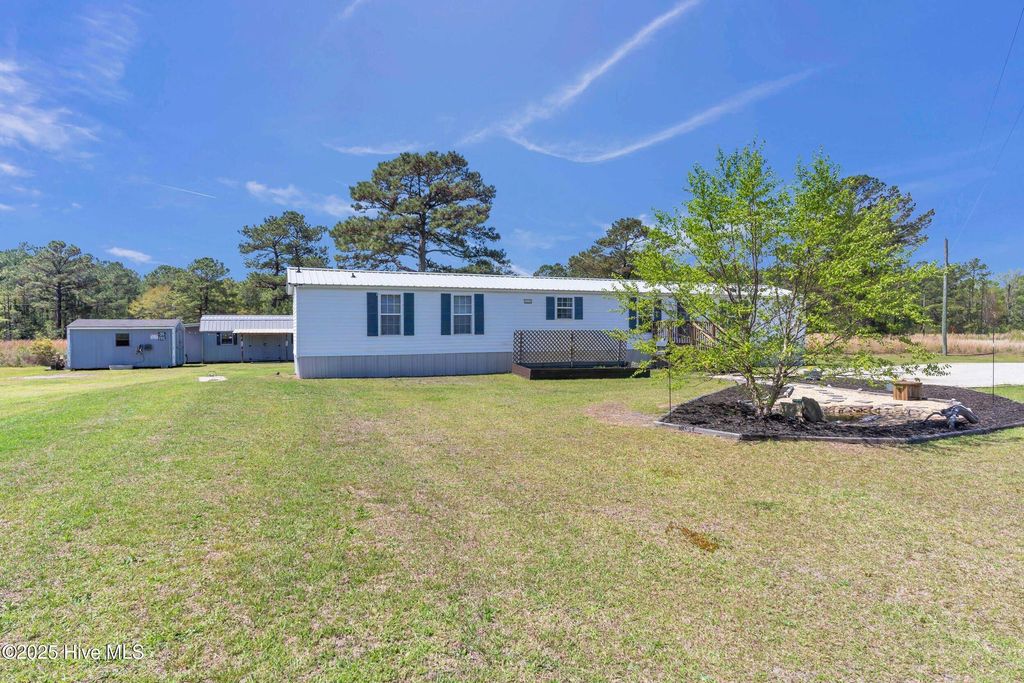 Photo of 209 N Alena Court, Hampstead, NC 28443 (MLS # 100501057)