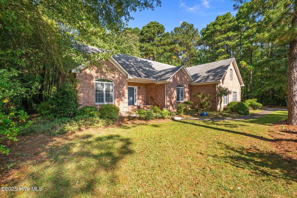 Photo of 1209 Carmel Lane, New Bern, NC 28562 (MLS # 100532215)