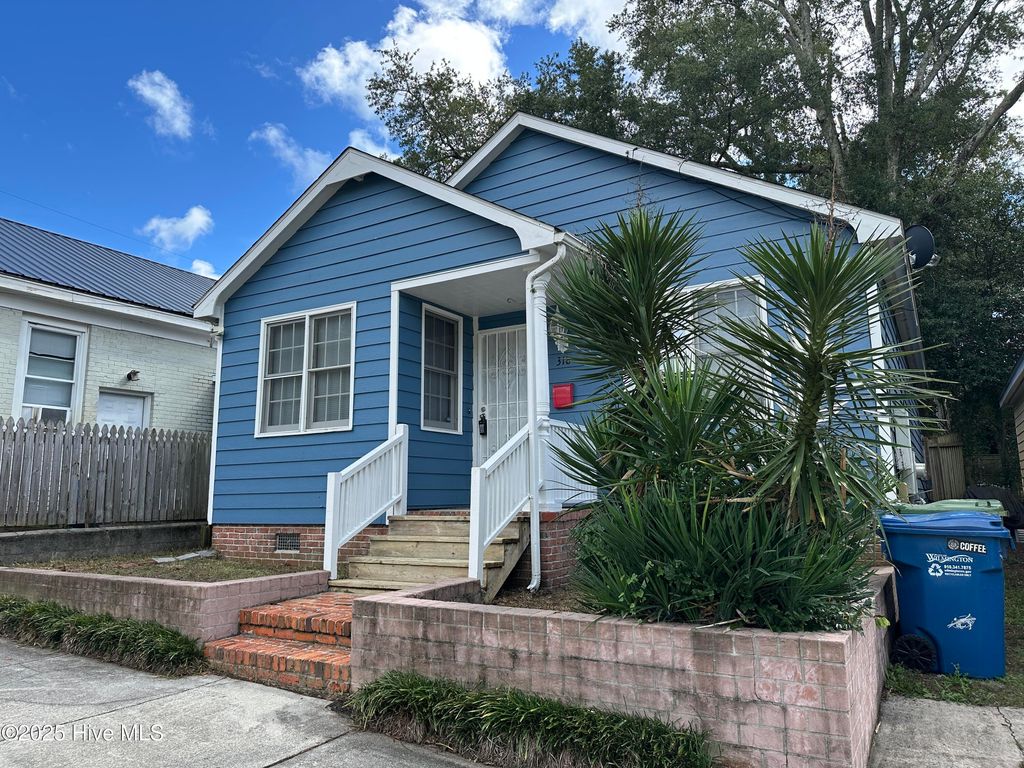 Photo of 318 Wright Street, Wilmington, NC 28401 (MLS # 100534947)