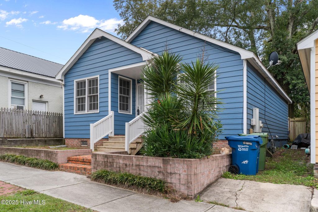 Photo of 318 Wright Street, Wilmington, NC 28401 (MLS # 100534947)
