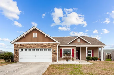 405 Cabernet Court, Jacksonville, NC 28546 - #: 100483012