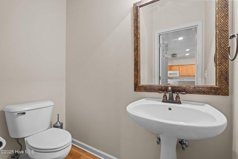 Tiny photo for 7502 Promontory Court S, Wilmington, NC 28412 (MLS # 100532298)