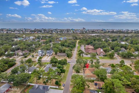 A home in Oak Island