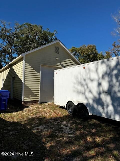 A home in Oak Island