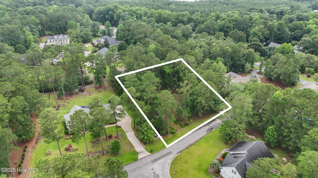 Photo of 511 Kingsworth Lane SE, Leland, NC 28451 (MLS # 100517117)