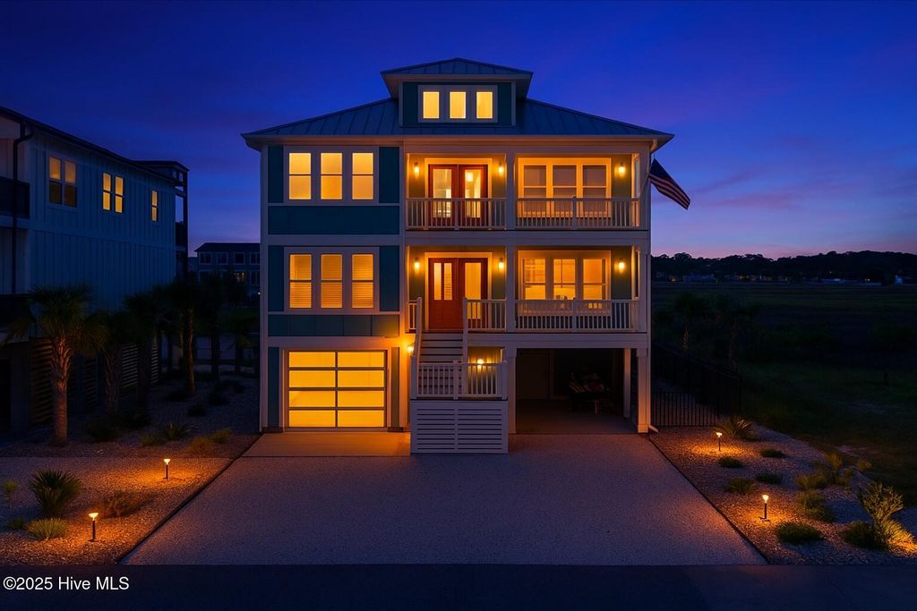 Photo of 29 Grand View Drive, Ocean Isle Beach, NC 28469 (MLS # 100527813)