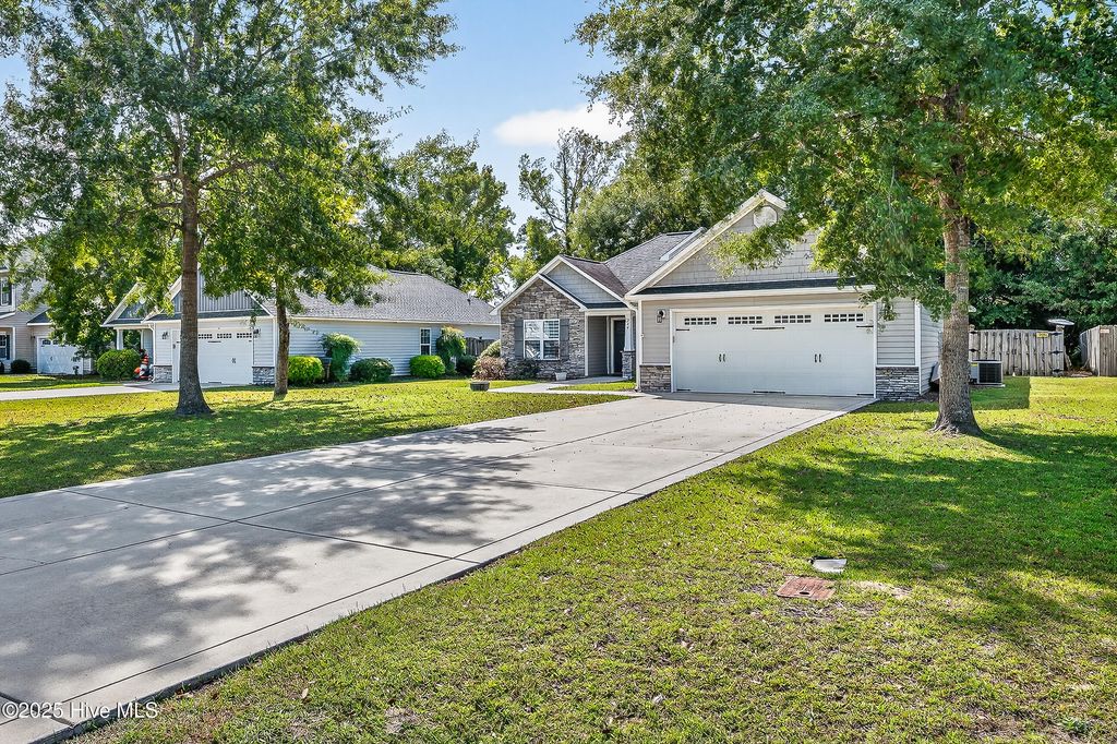 Photo of 244 Marsh Haven Drive, Sneads Ferry, NC 28460 (MLS # 100534276)