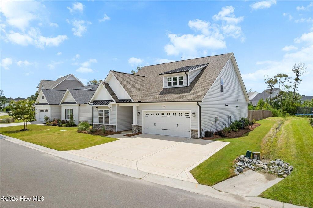 Photo of 167 Abaco Way, Hampstead, NC 28443 (MLS # 100526611)