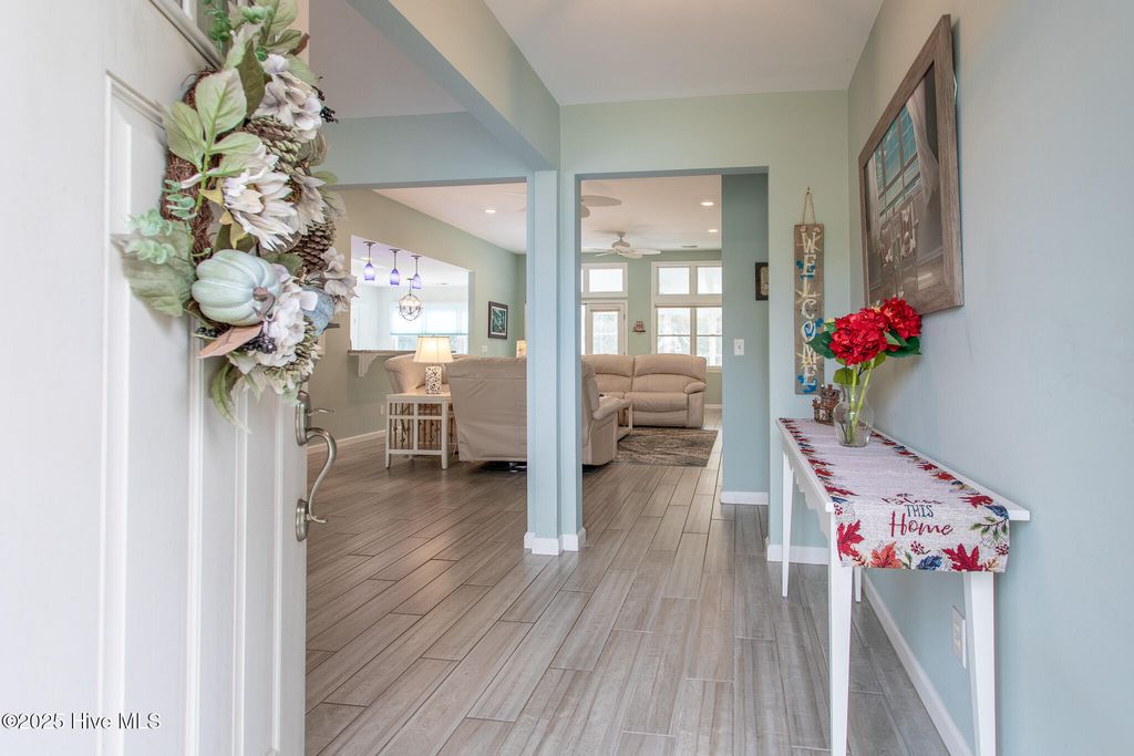 Photo of 121 Little Circle, Hertford, NC 27944 (MLS # 100536276)