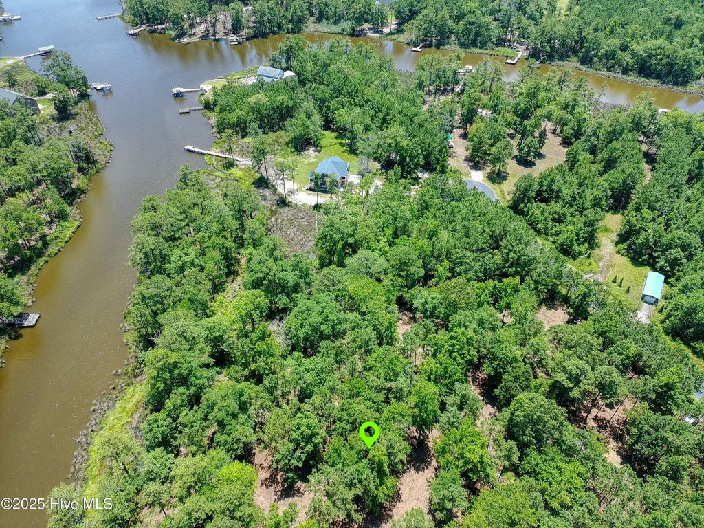 Photo of 66 Tarpon Pointe Road, Bath, NC 27808 (MLS # 100528635)