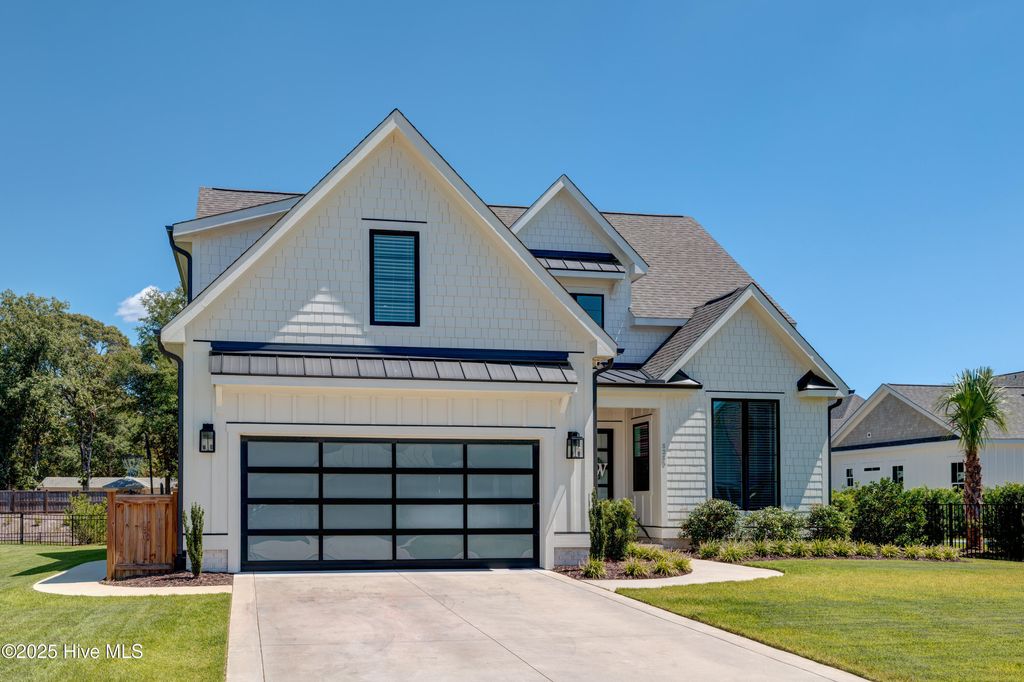 Photo of 8285 Winding Creek Circle, Wilmington, NC 28411 (MLS # 100531036)