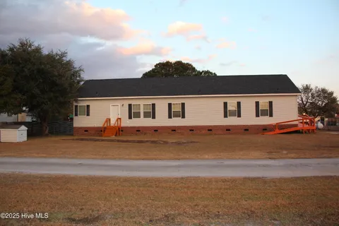 152 Meadowlark Lane, Newport, NC 28570 - #: 100509134