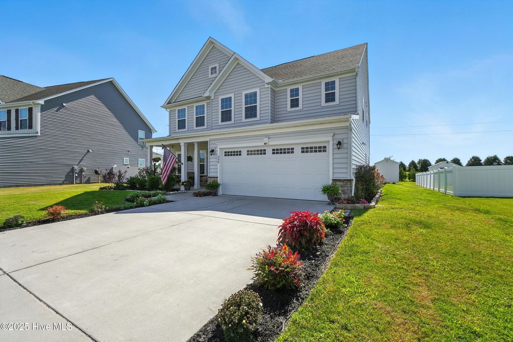 Photo of 306 Sunny Lake Road, Moyock, NC 27958 (MLS # 100528252)