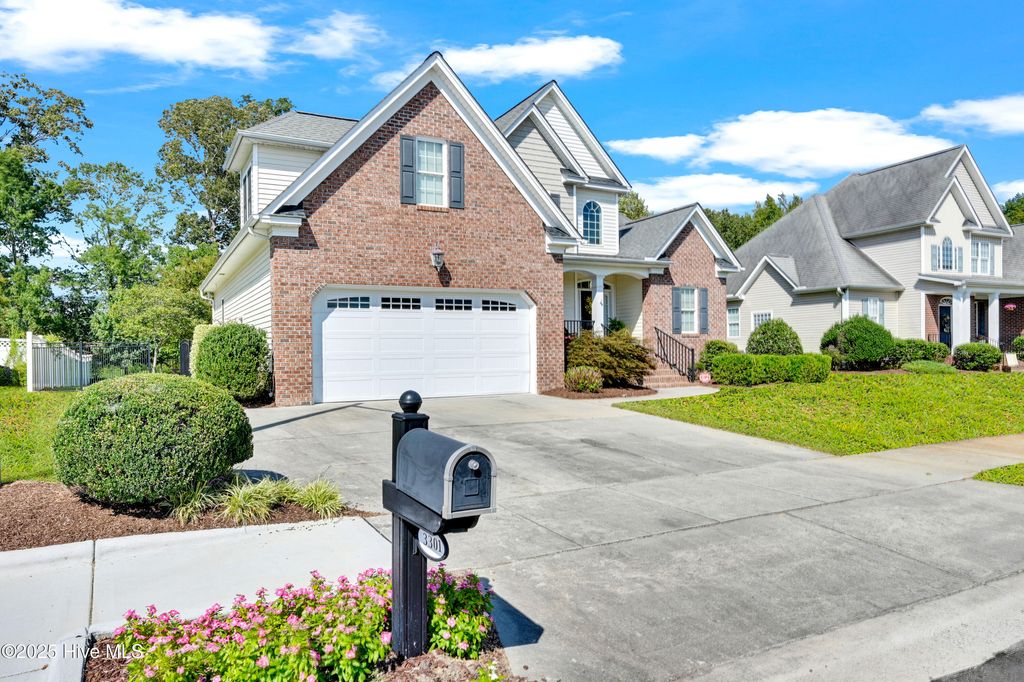 Photo of 3301 Camille Drive, Winterville, NC 28590 (MLS # 100529319)