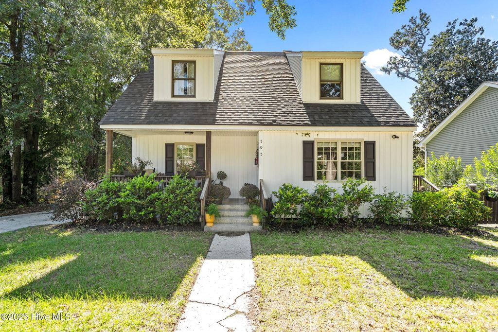 Photo of 505 N 21st Street, Wilmington, NC 28405 (MLS # 100530299)