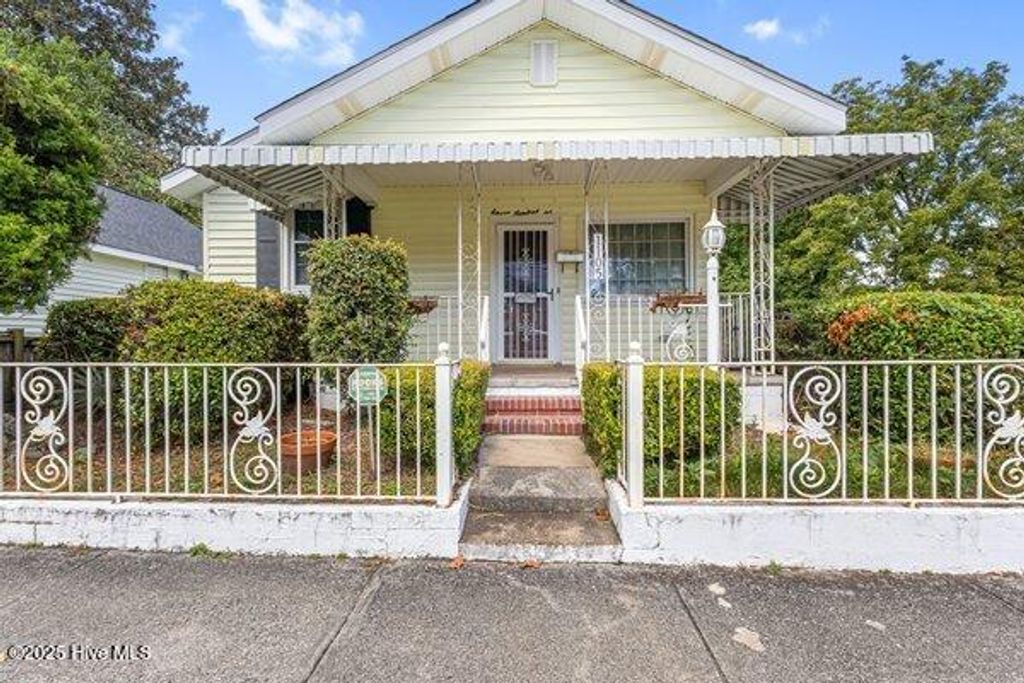 Photo of 1105 Ann Street, Wilmington, NC 28401 (MLS # 100532862)
