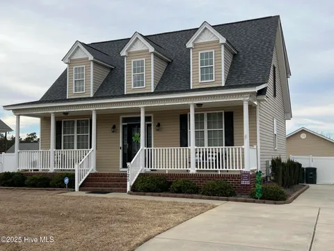 MLS: 100493597