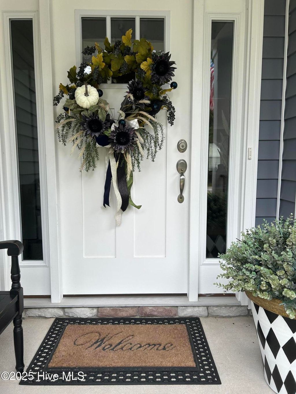 Photo of 1108 Coral Reef Drive, New Bern, NC 28560 (MLS # 100530446)