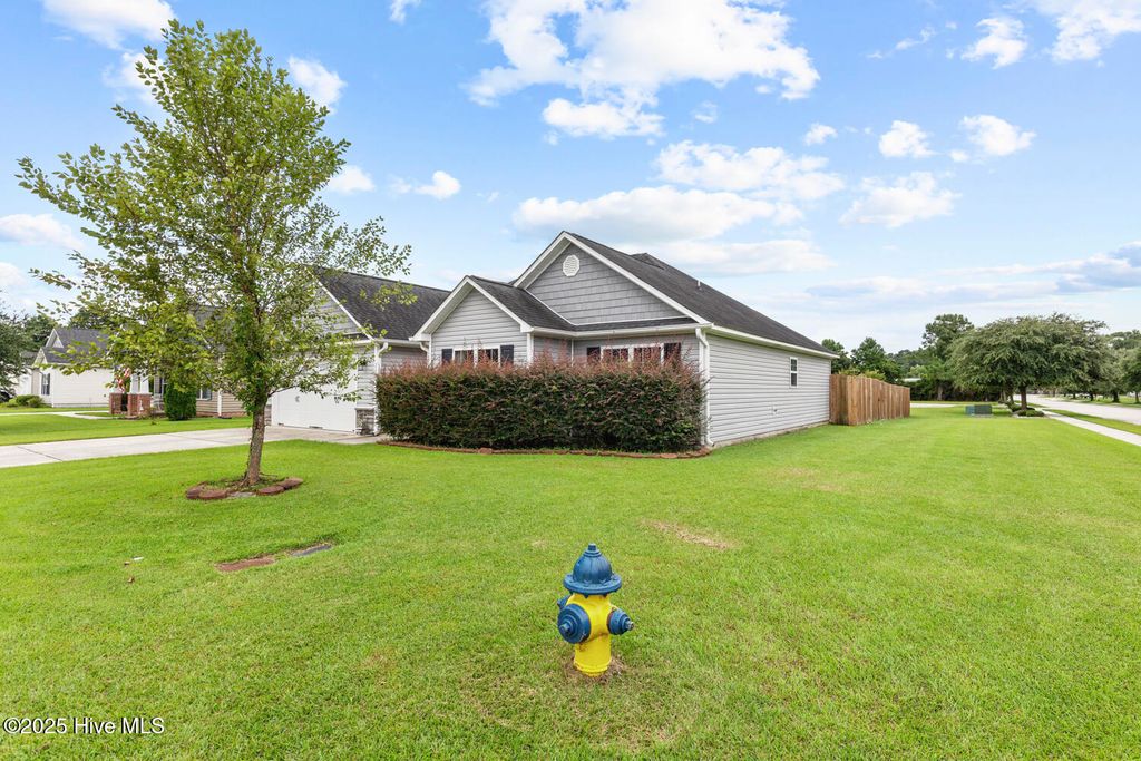 Photo of 200 Low Country Lane, Swansboro, NC 28584 (MLS # 100525473)