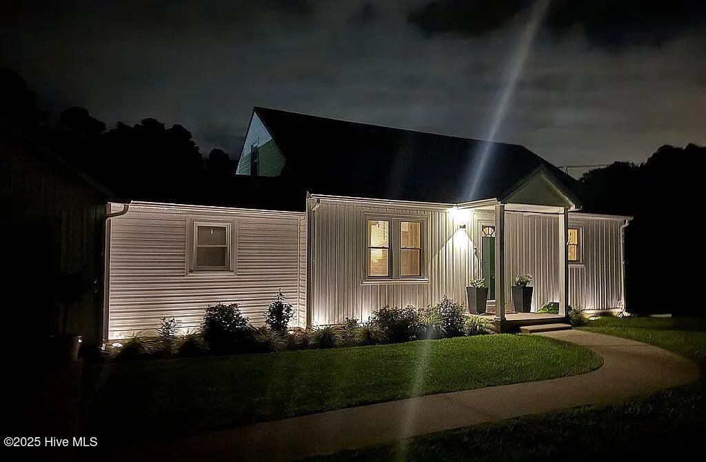 Photo of 2306 W Main Street Ext, Elizabeth City, NC 27909 (MLS # 100536862)