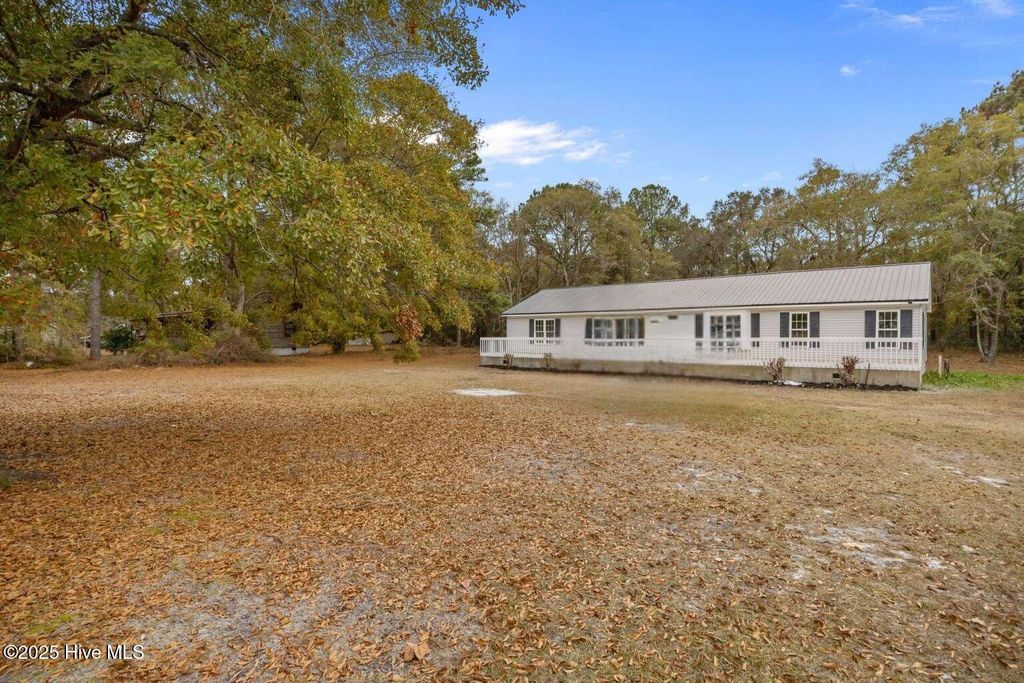 Photo of 1853 Pintail Avenue SW, Supply, NC 28462 (MLS # 100544091)