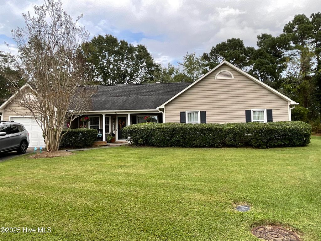 Photo of 4424 Bridgeport Drive, Wilmington, NC 28405 (MLS # 100535076)