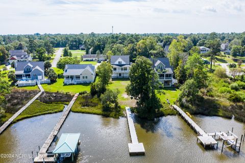 A home in Sneads Ferry