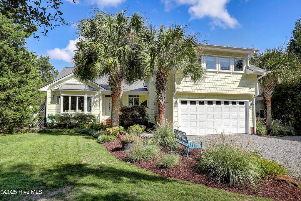 Photo of 112 Drake Road, Hampstead, NC 28443 (MLS # 100521972)