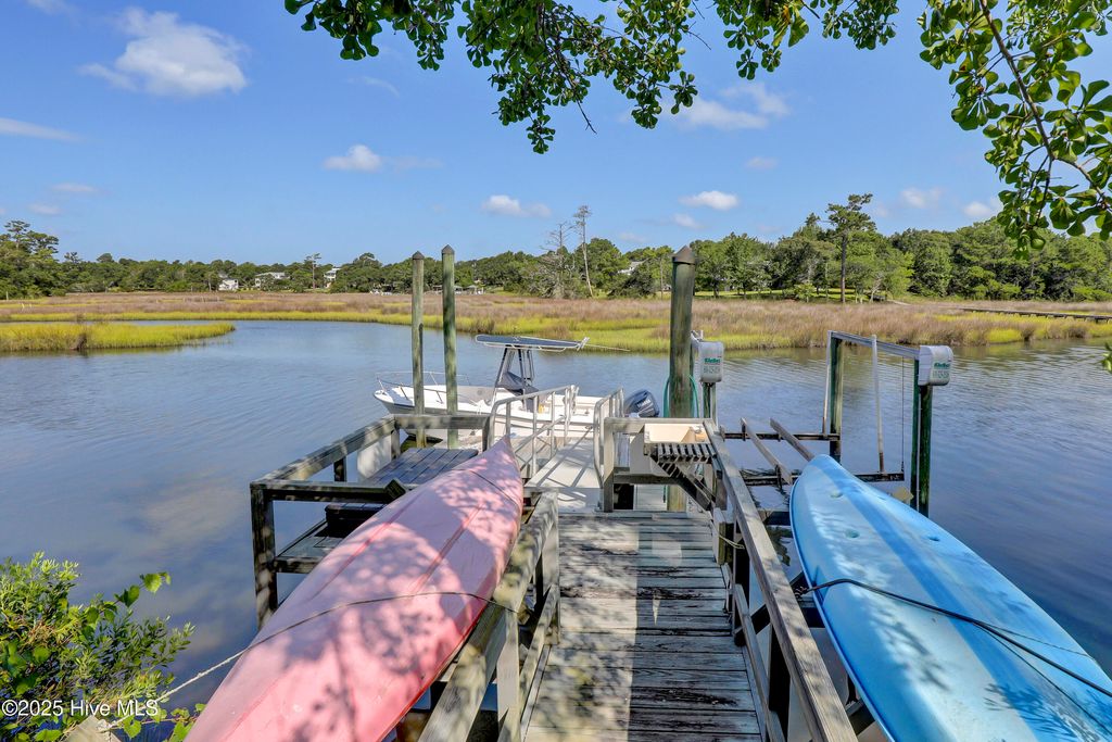 Photo of 112 Drake Road, Hampstead, NC 28443 (MLS # 100521972)