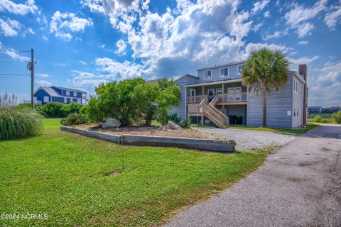 A home in North Topsail Beach