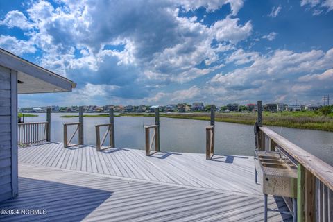 A home in North Topsail Beach