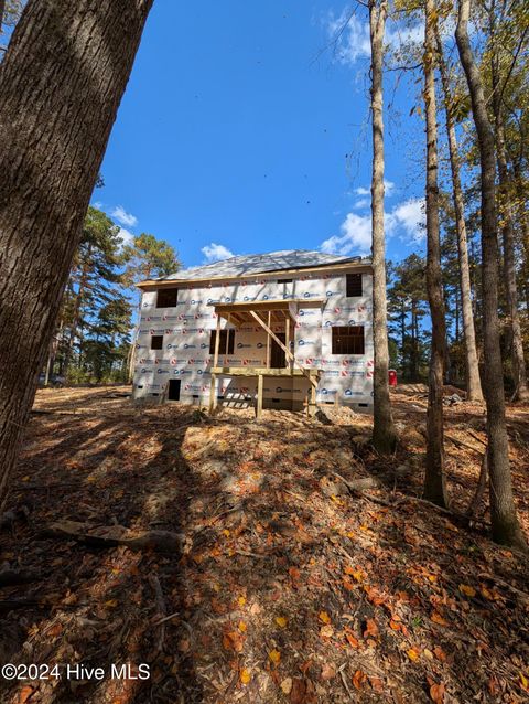 A home in Foxfire Village