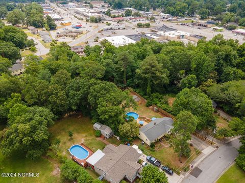 Single Family Residence in Jacksonville NC 1012 River Street 57.jpg