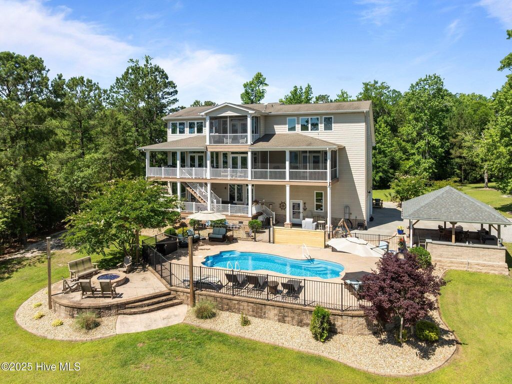 Photo of 506 Long Point Road, Chocowinity, NC 27817 (MLS # 100509214)