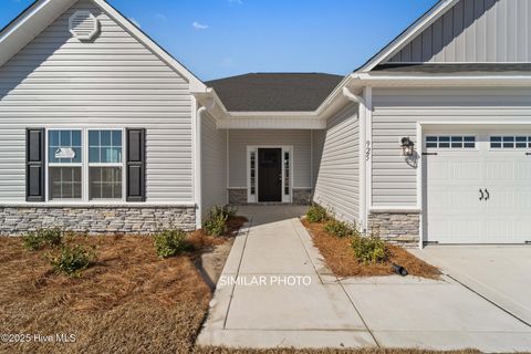 Tiny photo for 910 Miranda Court, Jacksonville, NC 28546 (MLS # 100540165)
