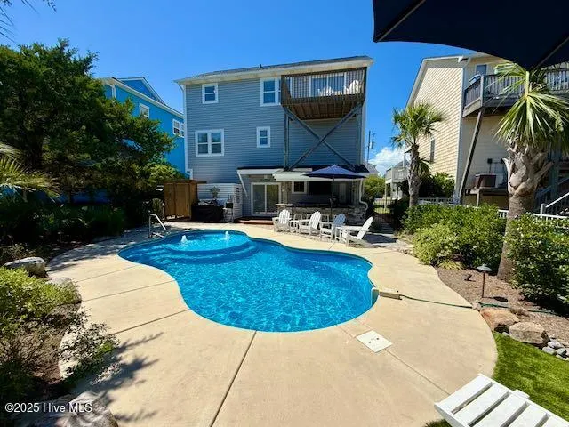 Surf City, North Carolina 28445, United States, 4 Bedrooms Bedrooms, ,2 BathroomsBathrooms,Residential,Active,162054