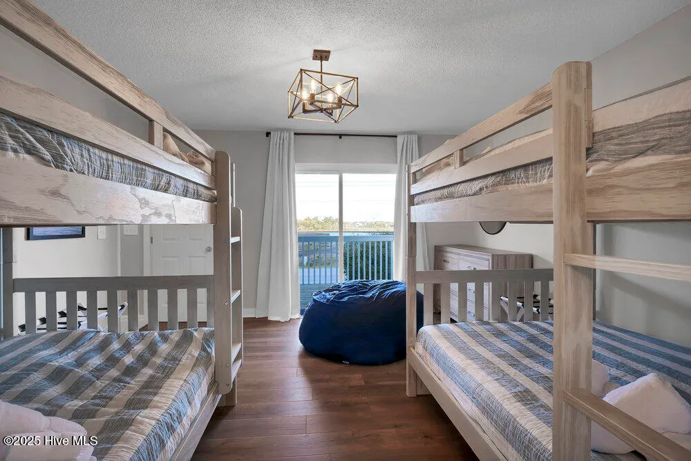 Surf City, North Carolina 28445, United States, 4 Bedrooms Bedrooms, ,2 BathroomsBathrooms,Residential,Active,162054