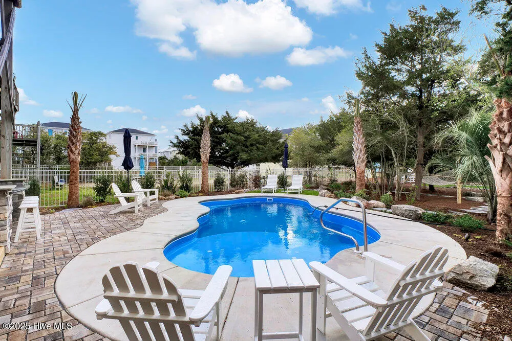 Surf City, North Carolina 28445, United States, 4 Bedrooms Bedrooms, ,2 BathroomsBathrooms,Residential,Active,162054