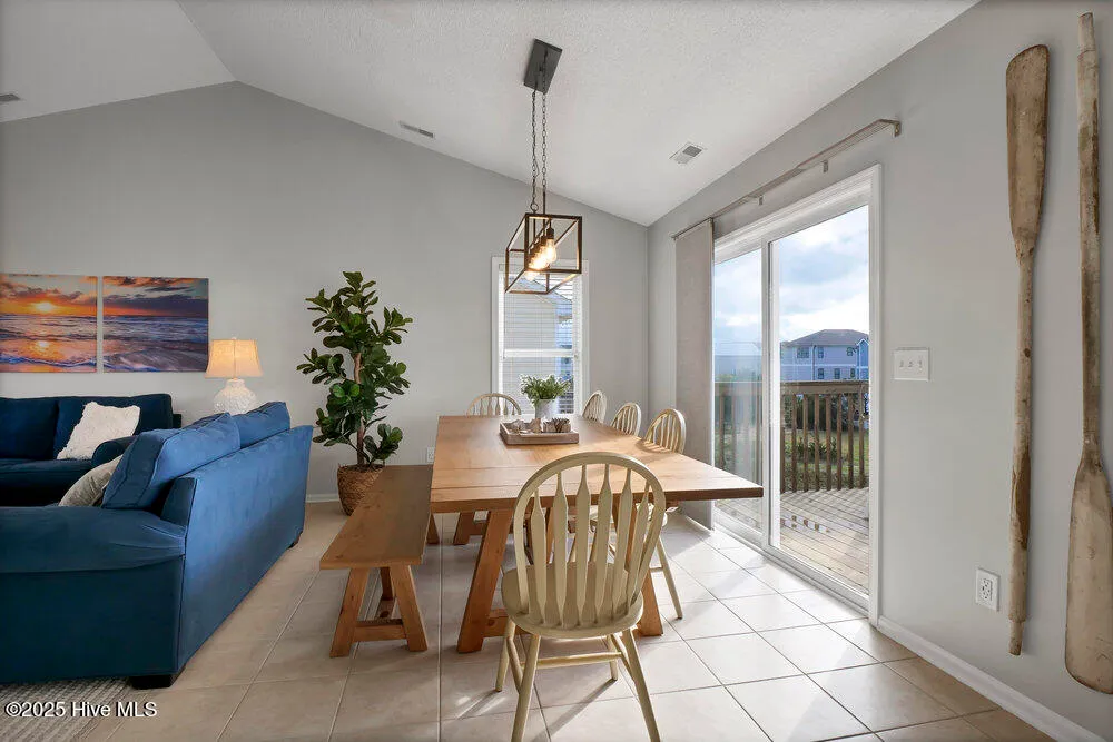 Surf City, North Carolina 28445, United States, 4 Bedrooms Bedrooms, ,2 BathroomsBathrooms,Residential,Active,162054