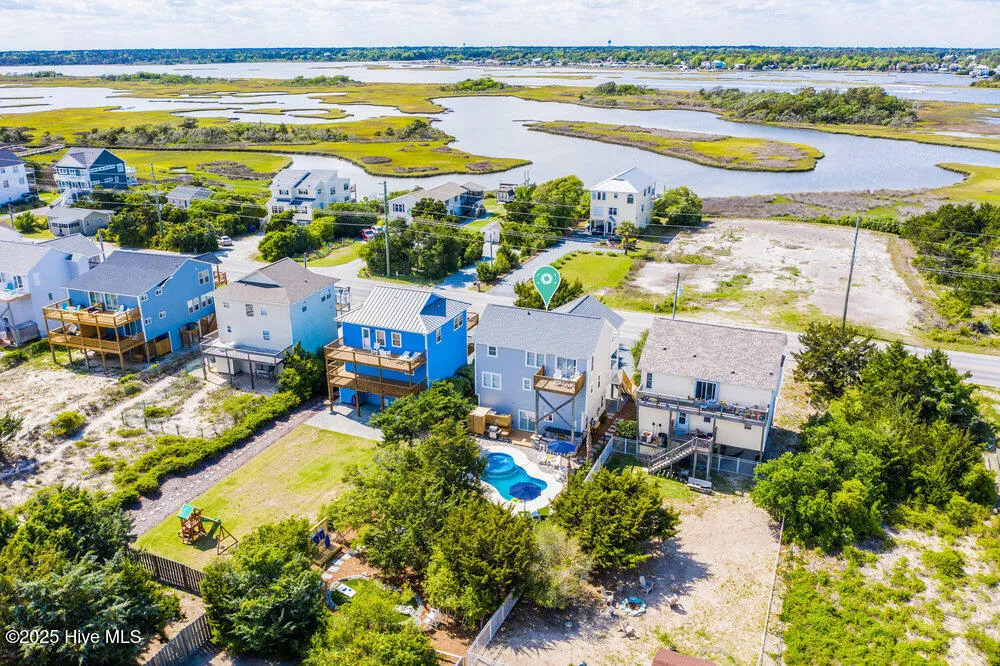 Surf City, North Carolina 28445, United States, 4 Bedrooms Bedrooms, ,2 BathroomsBathrooms,Residential,Active,162054