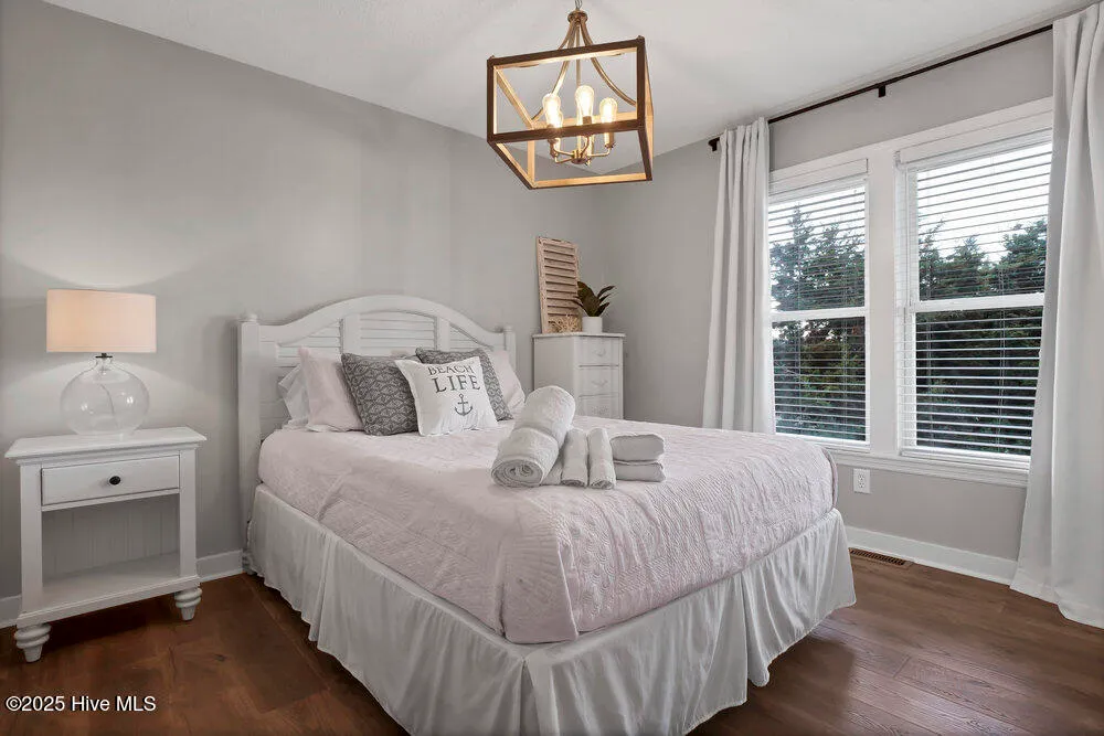 Surf City, North Carolina 28445, United States, 4 Bedrooms Bedrooms, ,2 BathroomsBathrooms,Residential,Active,162054