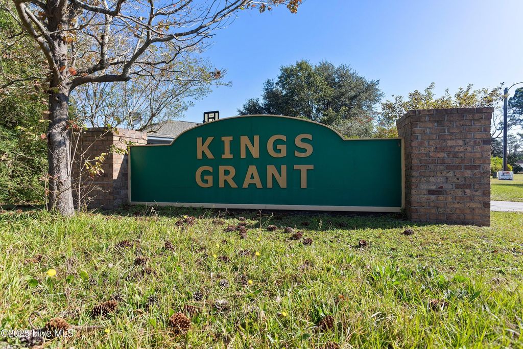 Photo of 5202 Fitzgerald Drive, Wilmington, NC 28405 (MLS # 100529330)