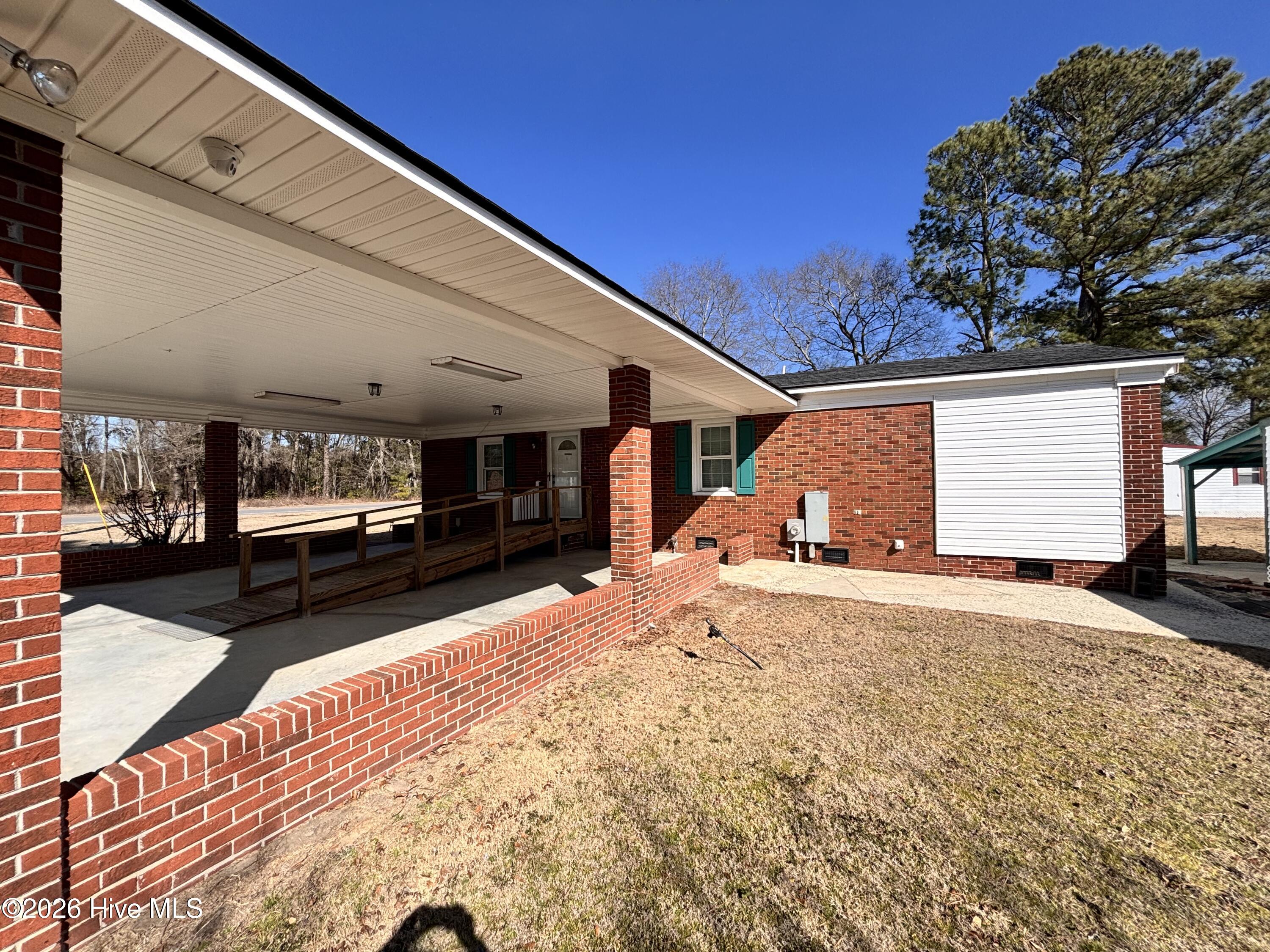 7825 Snow Hill Drive