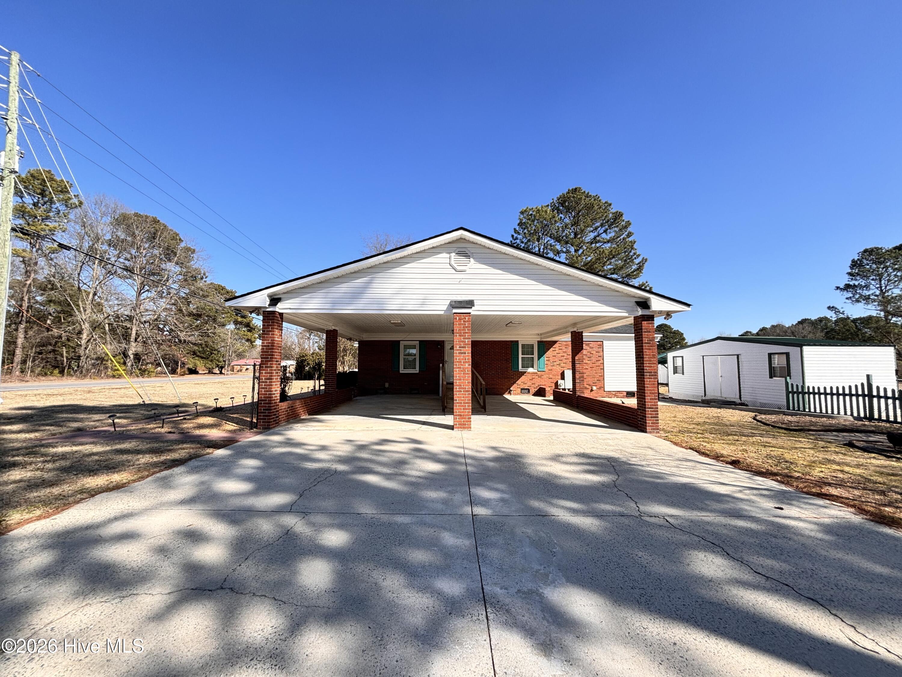 7825 Snow Hill Drive